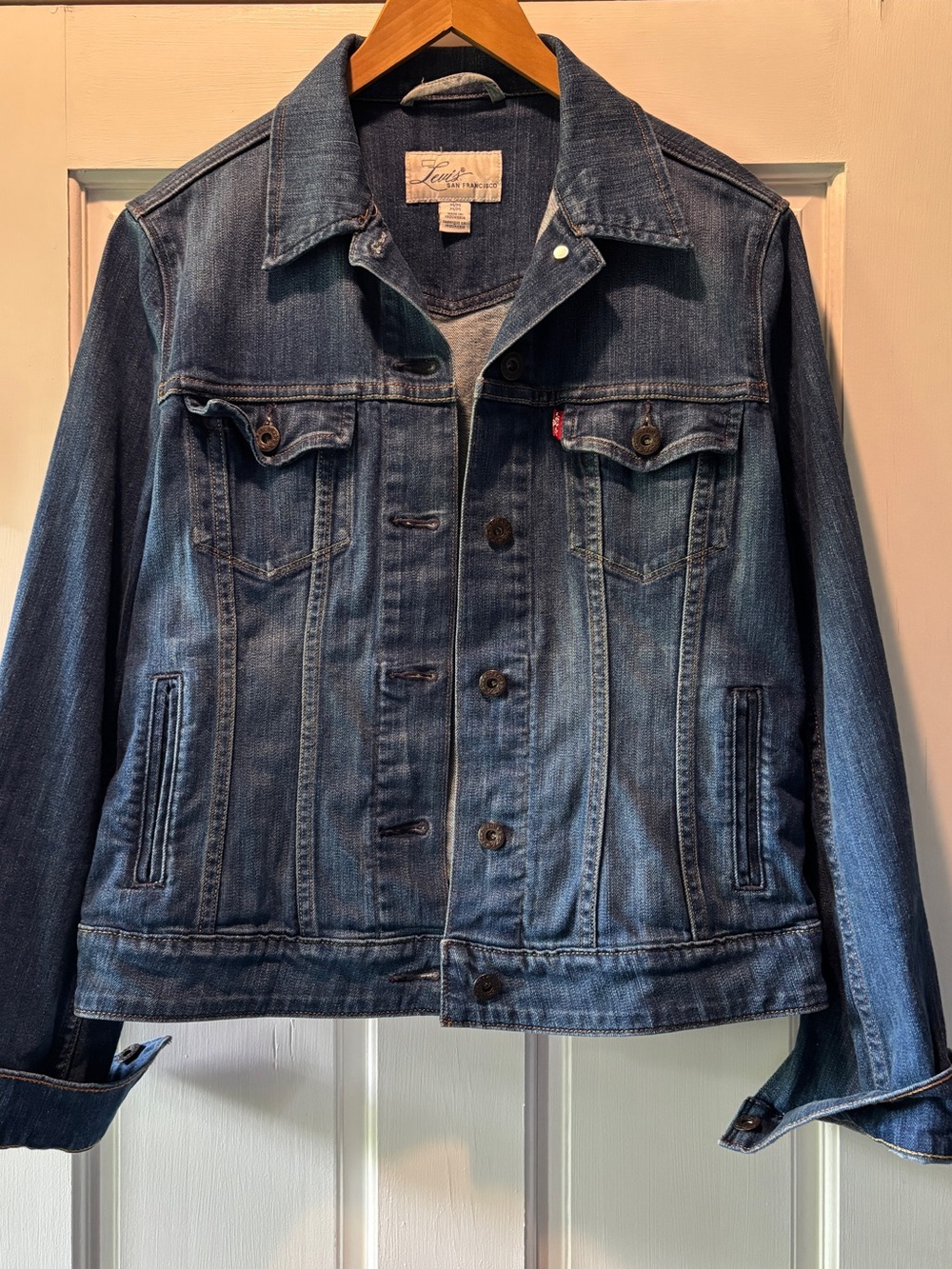 Levi's Medium Blue Women's Denim Trucker Jacket